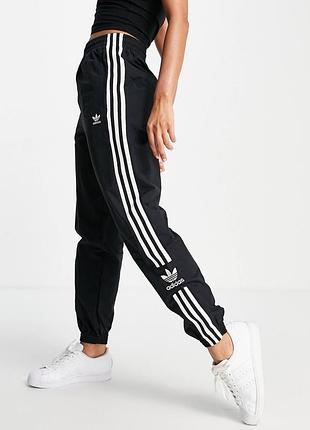 Штани adidas originals adicolor classics lock-up track pants