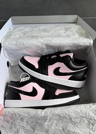 Jordan 1 low black pink