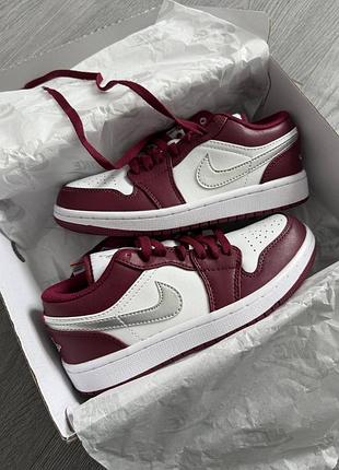 Air jordan 1 low bordo silver