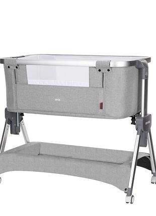 Дитяче ліжечко carrello aria crl-16402 silver grey від 0 до 9 міс., регульована висота, маятниковий механізм, колеса, кошик для