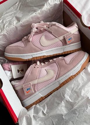 Nike sb dunk teddy pink
