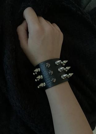 Браслет с шипами 🖤 альт / панк стиль