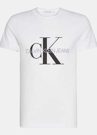 Брендова біла футболка calvin klein jeans оригінал р. s / унісекс