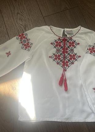 Вишиванка для дівчинки 122 розмір