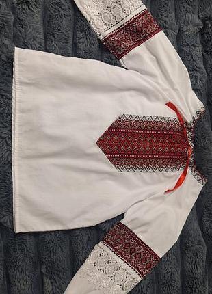 Вишиванка на дівчину 6