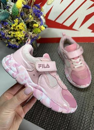 Оригінальні кросівки fila