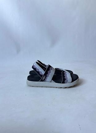 Сандалі keen