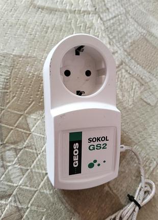 Умная розетка geos sokol gs2. состояние новой!