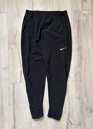 Спортивні штани nike