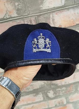 Берет, беретный знак нидерландов р. 55. 1999 г.