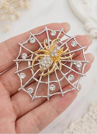 Брошка павук на павутині з кристалами, стильна брошка 🕷️✨