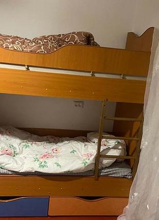 Ліжко двохярусне