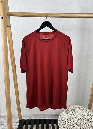 Футболка under armour