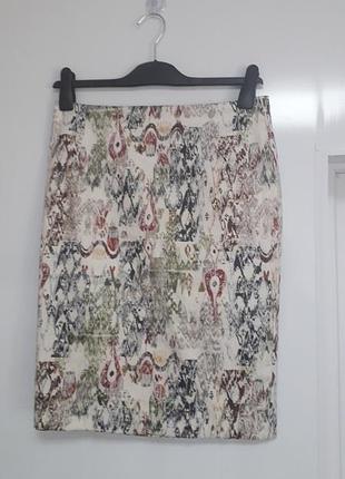 Sev studio 
38/m/46
жіноча спідниця міді на підкладці  кремового кольору 
з яскравим етнічним принтом у стилі ікат 
виробник корея

ідеальний стан