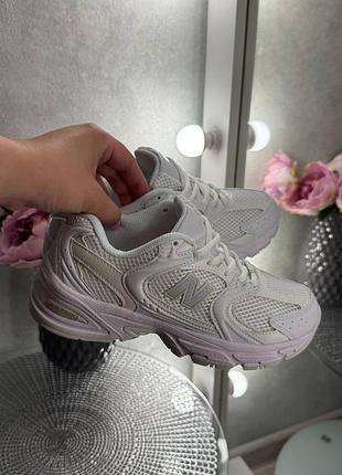 Стильні жіночі кросівки new balance 530 white