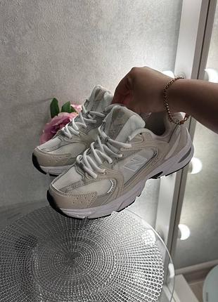 Стильні жіночі кросівки new balance 530 beige / white / silver