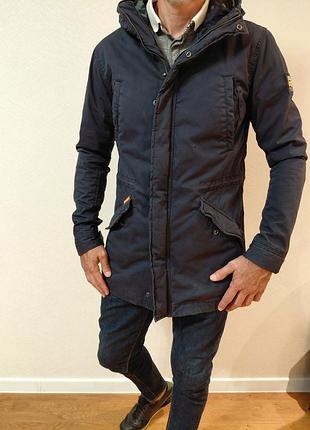 Куртка-парка от известного бренда superdry.