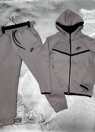 Костюм nike tech fleece на флісі