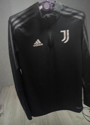 Тренировочная кофта adidas juventus 2022