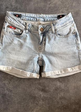 Жіночі джинсові шорти lee cooper  (розмір w27 / s)