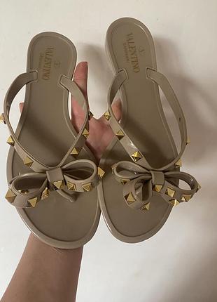 Сандалі valentino  38-39розмір