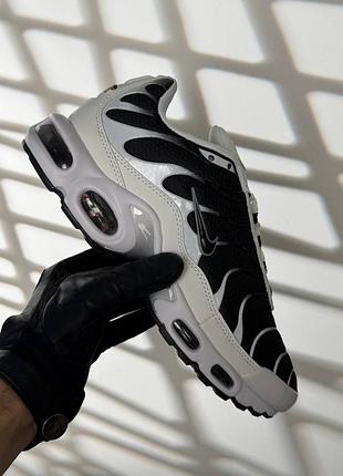 Nike air max plus tn white black 4