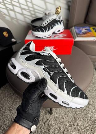 Nike air max plus tn white black 9
