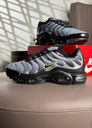 Nike air max plus tn black grey silver