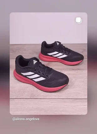 Кросівки adidas 35.5р
