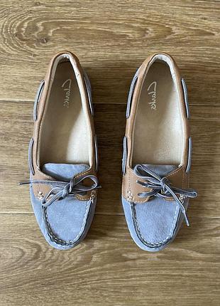 Лофери женские clarks