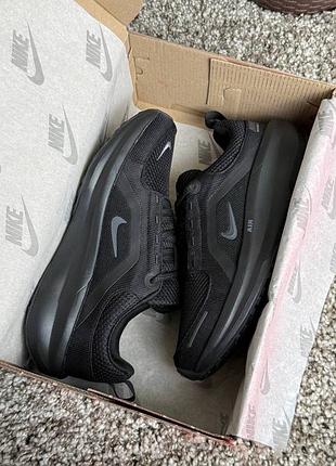 Nike winflo 11 black 8