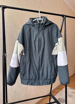 Демі куртка zara 9-10 років