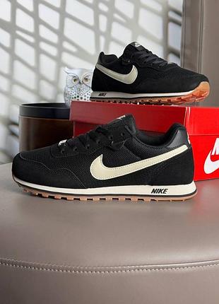 Nike md runner 2 black beige