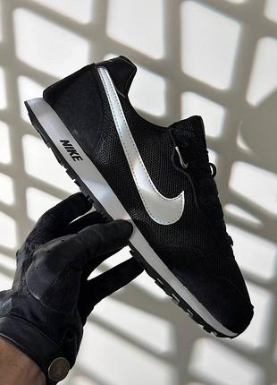 Nike md runner 2 black white 4