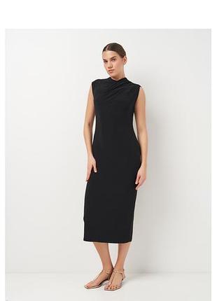 Чорна сукня від бренду zara s