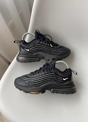 Жіночі кросівки nike air max