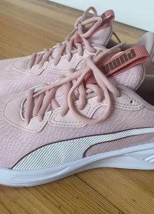 Жіночі кросівки puma 39 класичні на шнурівці