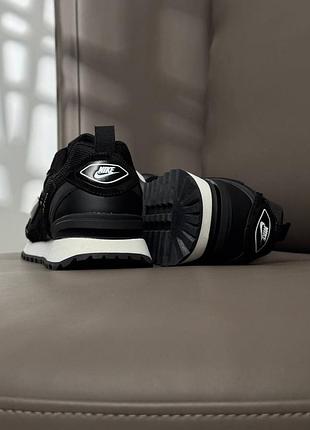 Nike waffle s black white 7