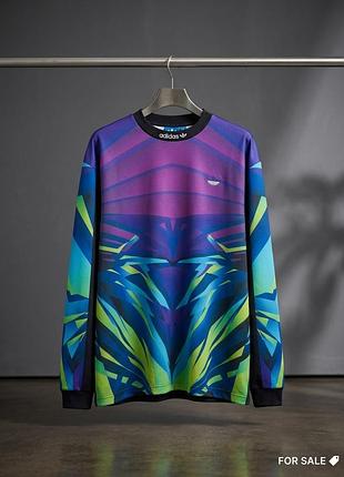 Лонгслів adidas оригінал з яскравим принтом, розмір l