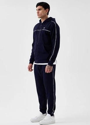 Чоловічий спортивний костюм lacoste