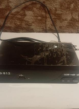 Приставка t2 телевизионная цифровая mg-812 тб тюнер + wi-fi, iptv, usb megogo