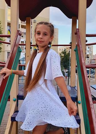 Сукня з прошви