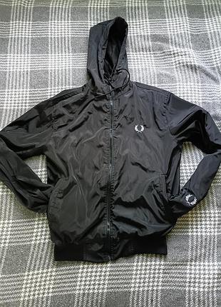 Ветровка от бренда fred perry стан идеален не дорого