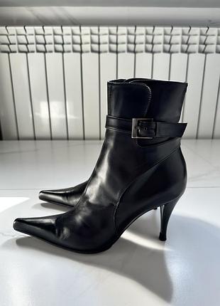 Вінтажні шкіряні ботильйони ysl