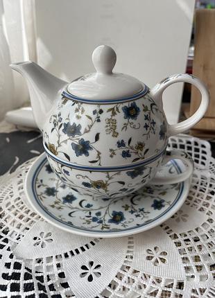 Набір для чаювання — чайник-заварник із чашкою та блюдцем "fine china collection", створеної за ліцензією музею вікторії та альберта (v&a) у лондоні