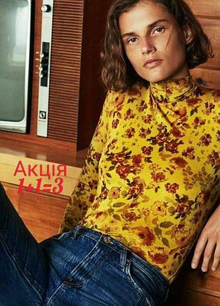 Кофта водолазка zara в цветочный принт свитер джемпер