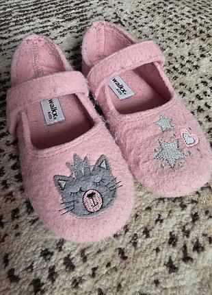 Тепленькие тапочки на девочку walkx kids ( 28 размер, стелька 18,5см).