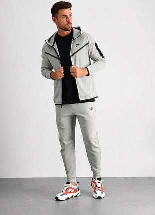 Чоловічий спортивний костюм nike tech fleece розмір м оригінал ідеал!