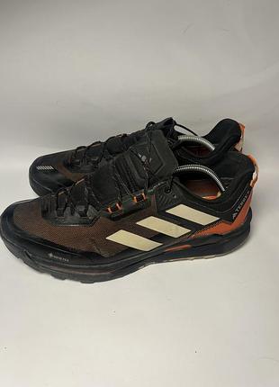 Кроссовки унисекс adidas terrex skychaser tech gore-tex hiking shoes black ie9904