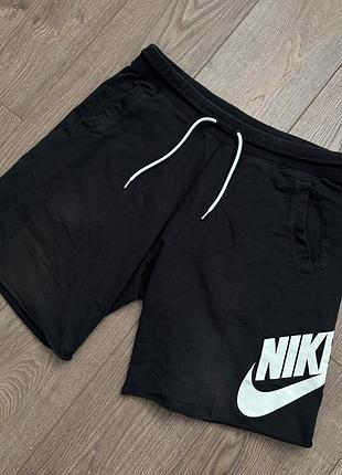 Шорти nike